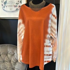 Women’s LA MODE size large tie dye crotchet sleeve orange shirt top